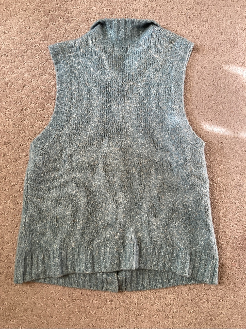 L.L. Bean blue wool-blend cable knit sweater vest, Large. - Picture 2 of 6